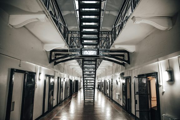 Cognitive Behavioural Therapy in The English and Welsh Criminal Justice System English prison landing